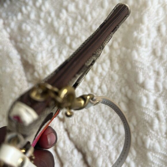 Coach Signature Canvas Wristlet Wallet - Picture 5 of 7